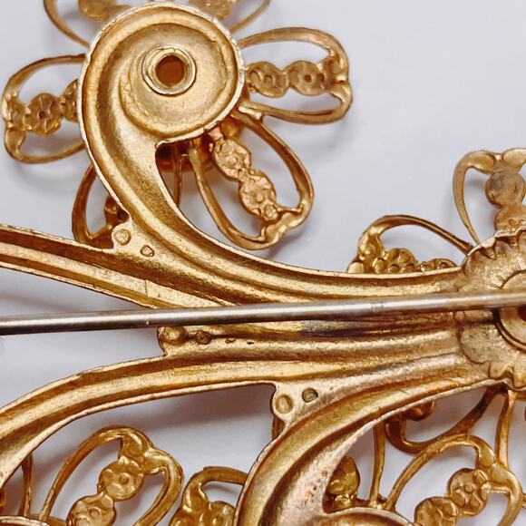 Vintage 1950s Gold Tone Filigree Floral Spray Brooch Yellow Glass Rhinestone Pin - Picture 8 of 11